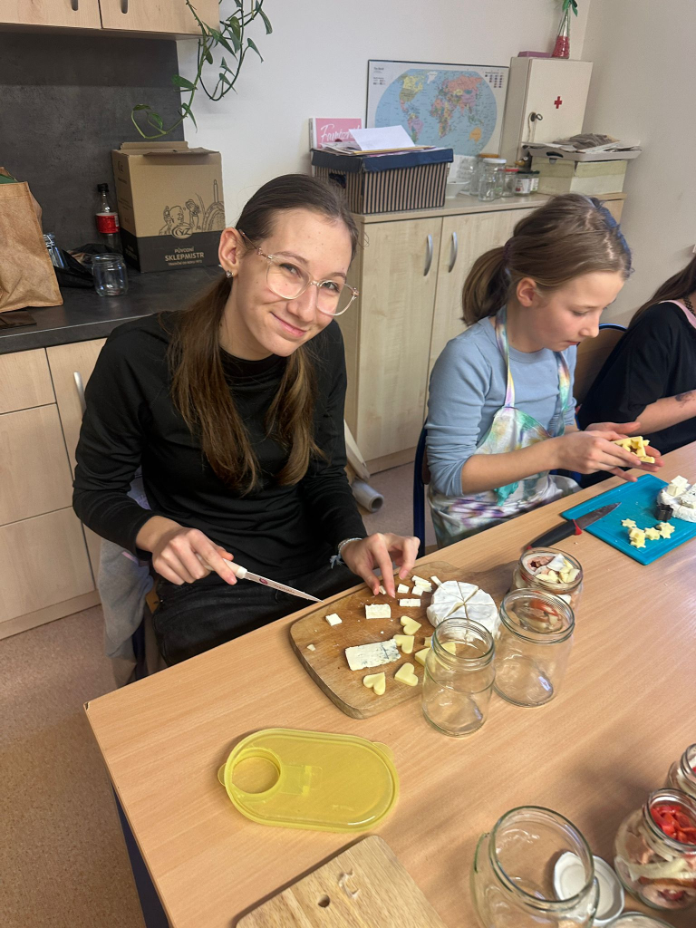 WhatsApp Image 2025-12-15 at 09.02.29 (1).jpeg