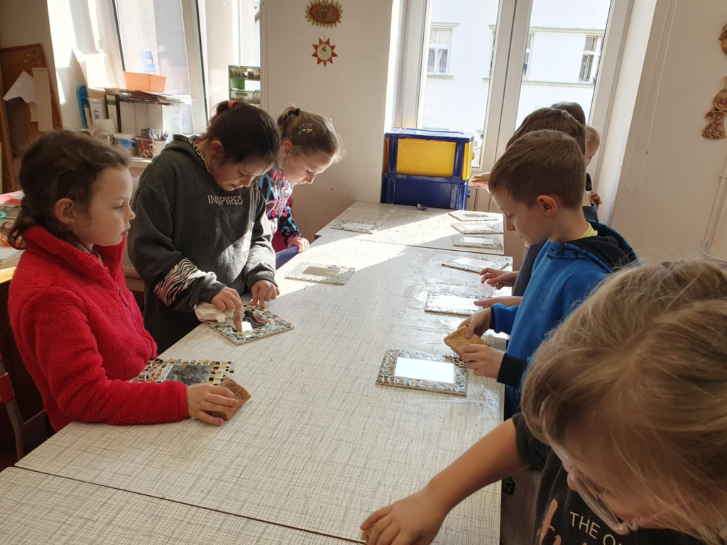 c53ae4aa-2473-439f-bdbf-fbc49c5a34bb.jfif