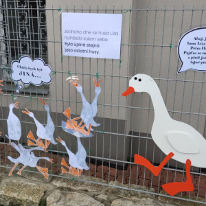 Nové hraní na hřišti s husou Lízou